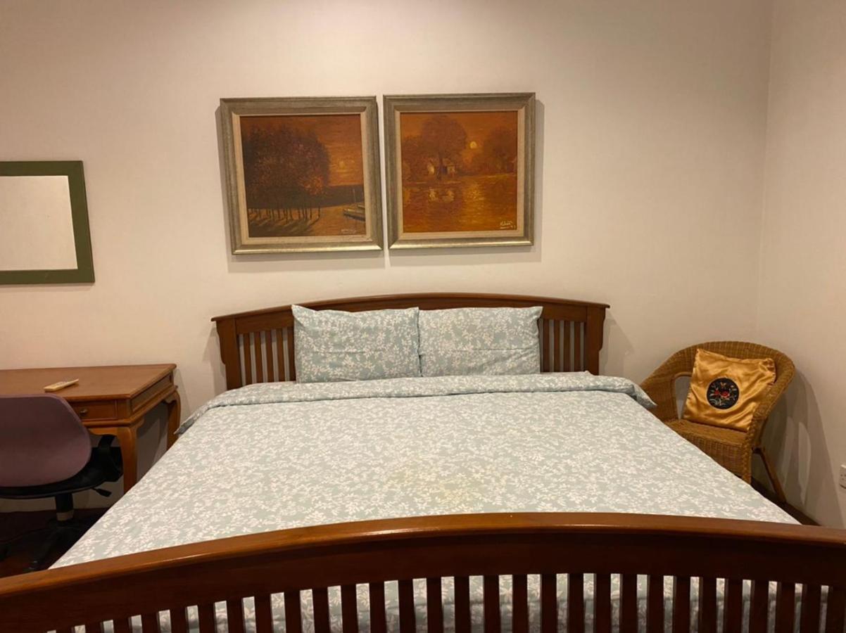 Wesberly Apartments Кучинг Екстериор снимка