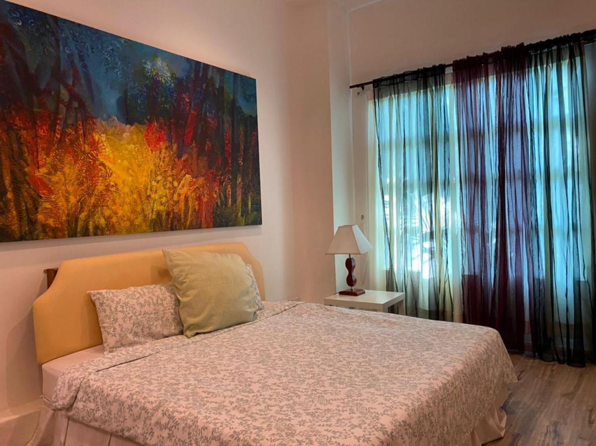 Wesberly Apartments Кучинг Екстериор снимка